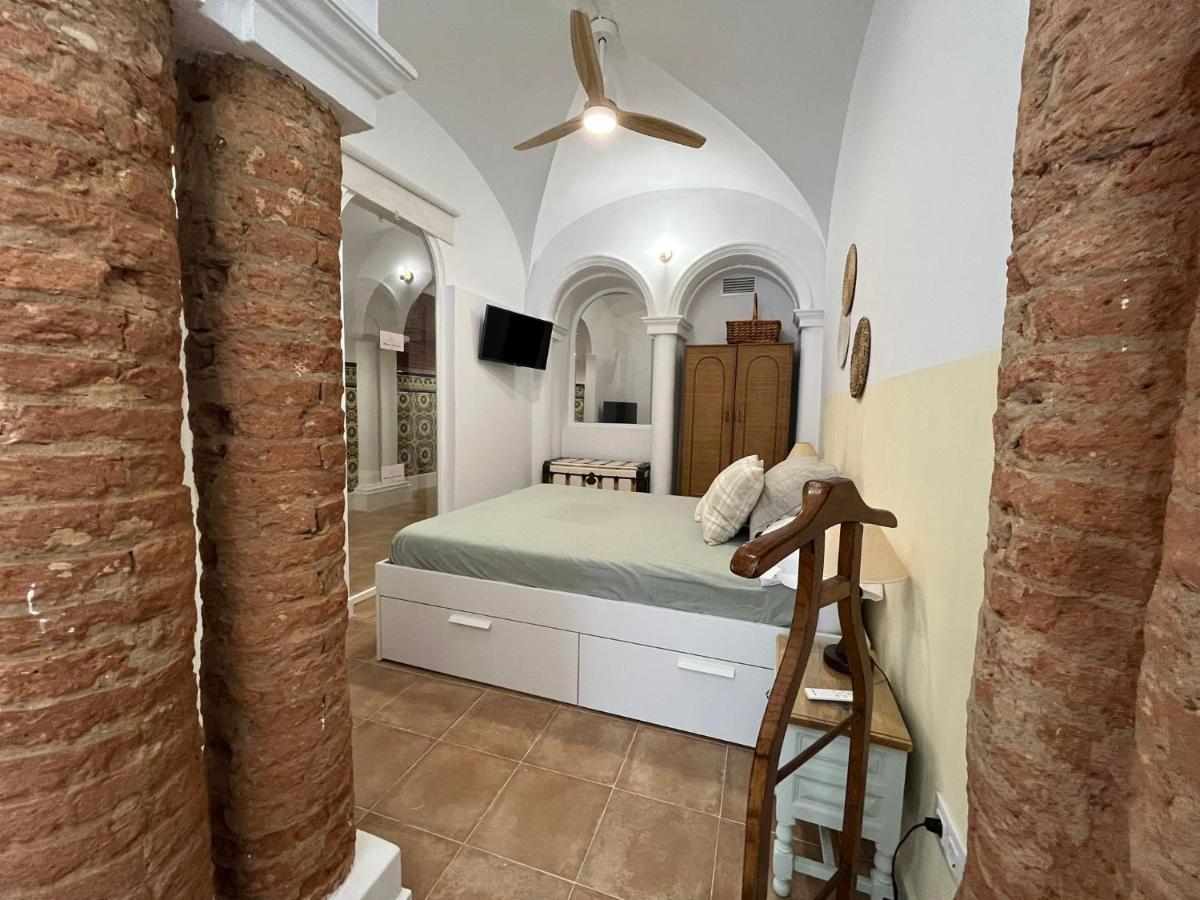 Atocha Boutique Badajoz Apartment ภายนอก รูปภาพ