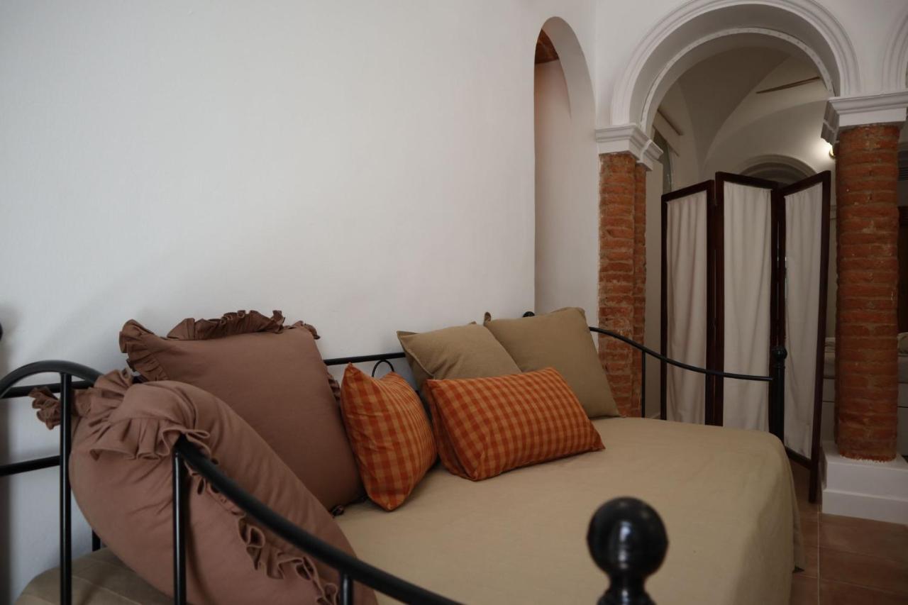 Atocha Boutique Badajoz Apartment ภายนอก รูปภาพ